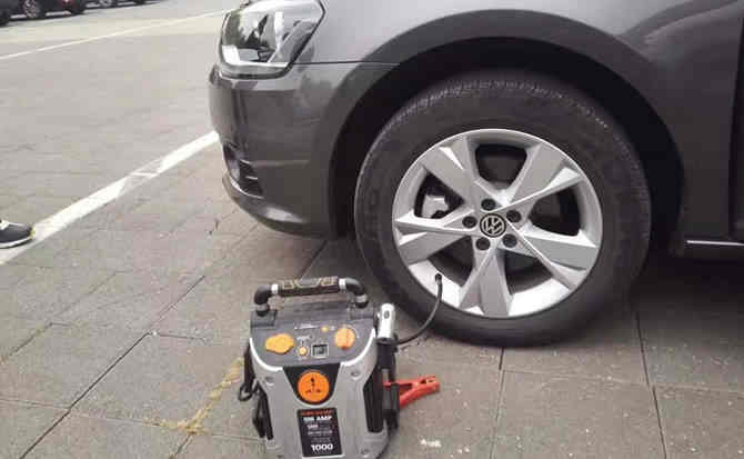 来宾汽车搭电案例